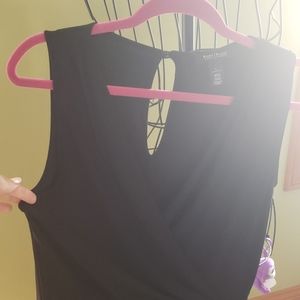 🧡$10 White House black market black top